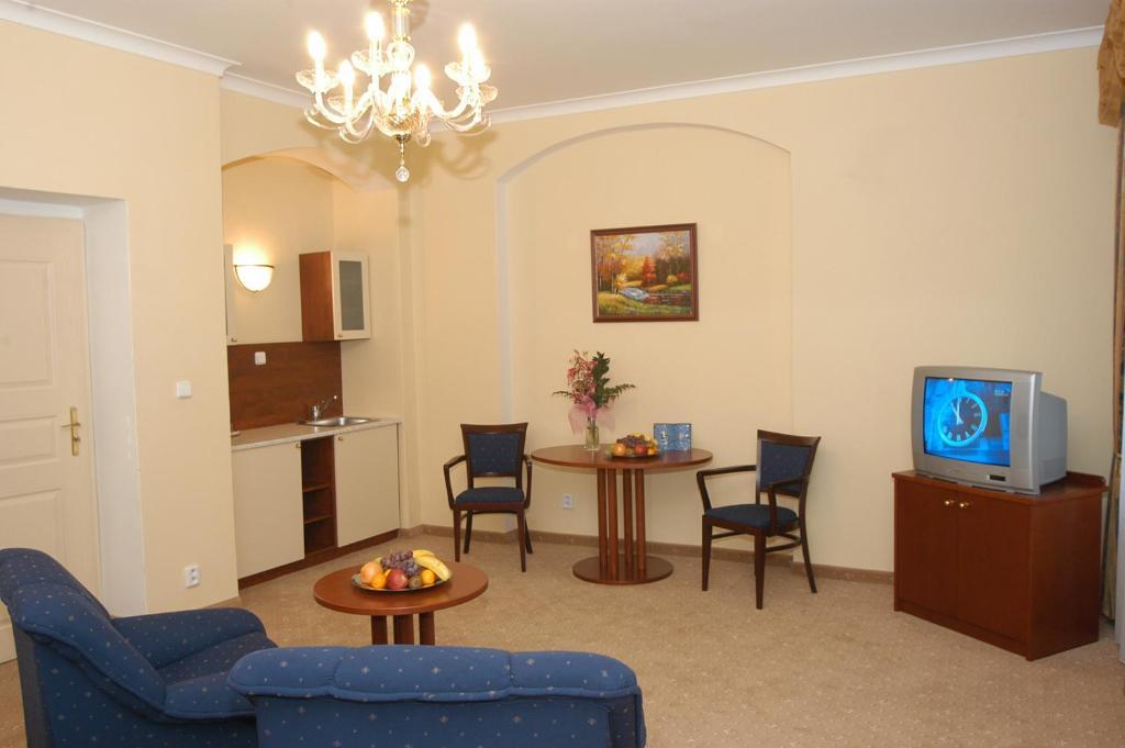 Hotel Petr Karlovy Vary Habitación foto